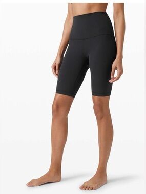 Lululemon Align Super High Rise Short *10", size 6